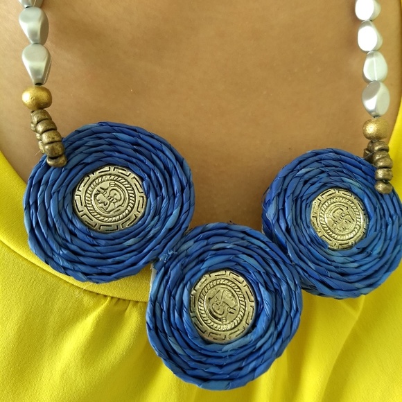 Handmade Natural Summer Statement Necklace - Picture 4 of 4